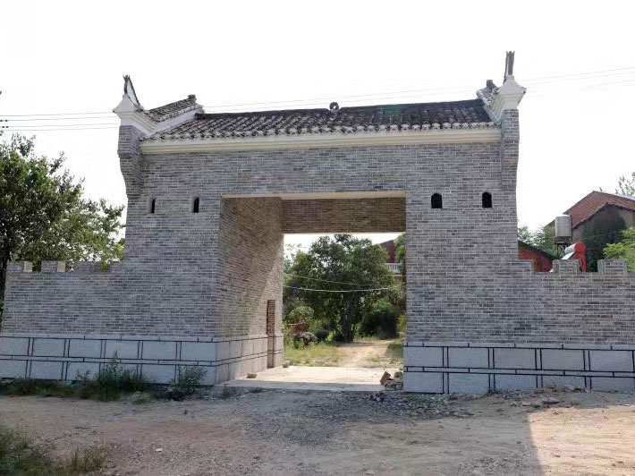 七里坪王錫九美麗鄉(xiāng)村東門樓建設(shè)